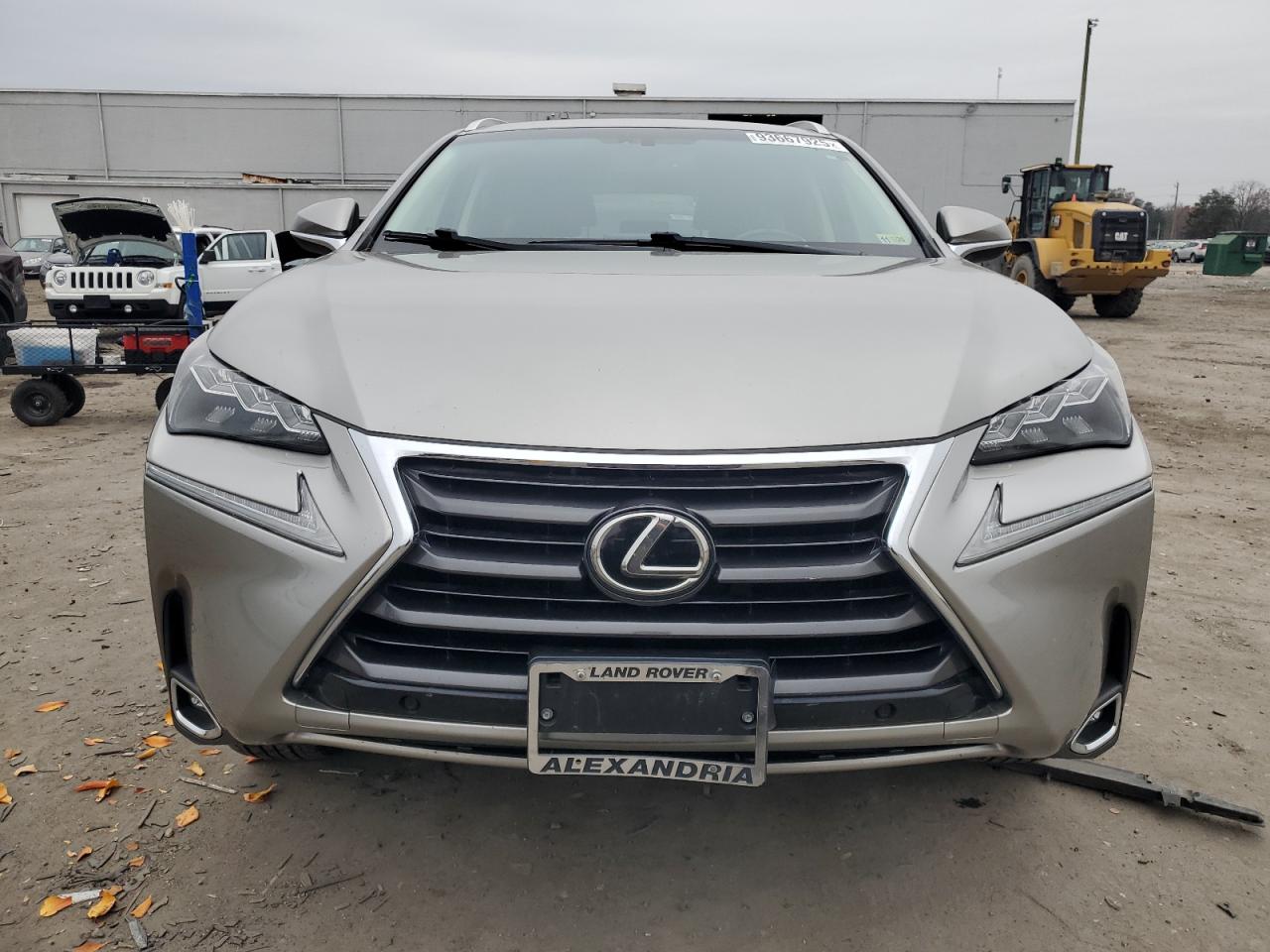 Lexus NX 200t Base Image 4