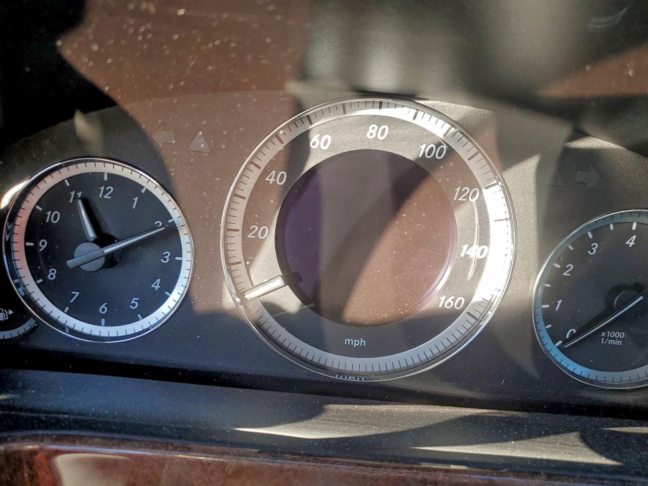 Mercedes-Benz E-Class 350 4matic Image 10