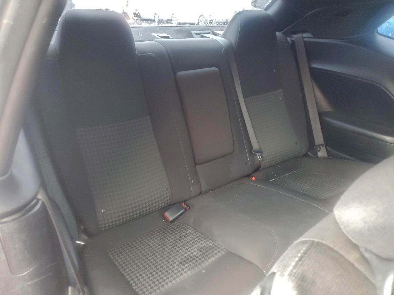 Dodge Challenger R/t Image 11