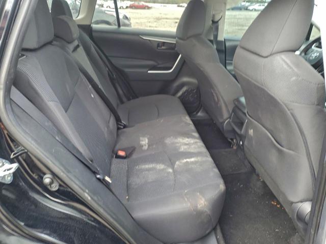 Toyota RAV4 Le Image 11