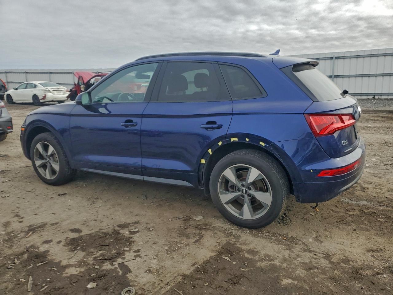 Audi Q5 Premium Image 2
