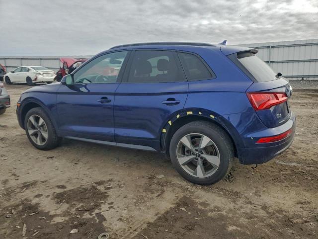 Audi Q5 Premium Image 2