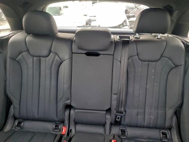 Audi Q5 Premium Image 3