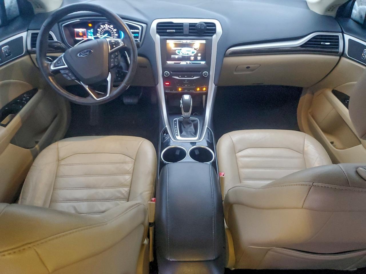 Ford Fusion Se Image 5