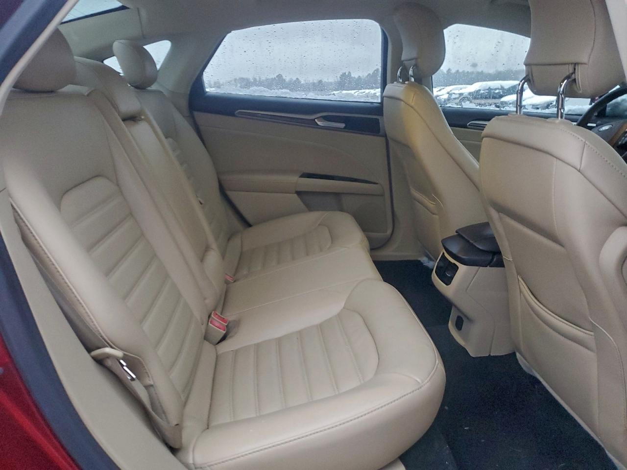 Ford Fusion Se Image 7