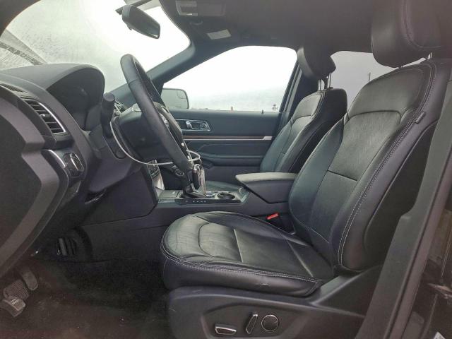 Ford Explorer Limited Image 3