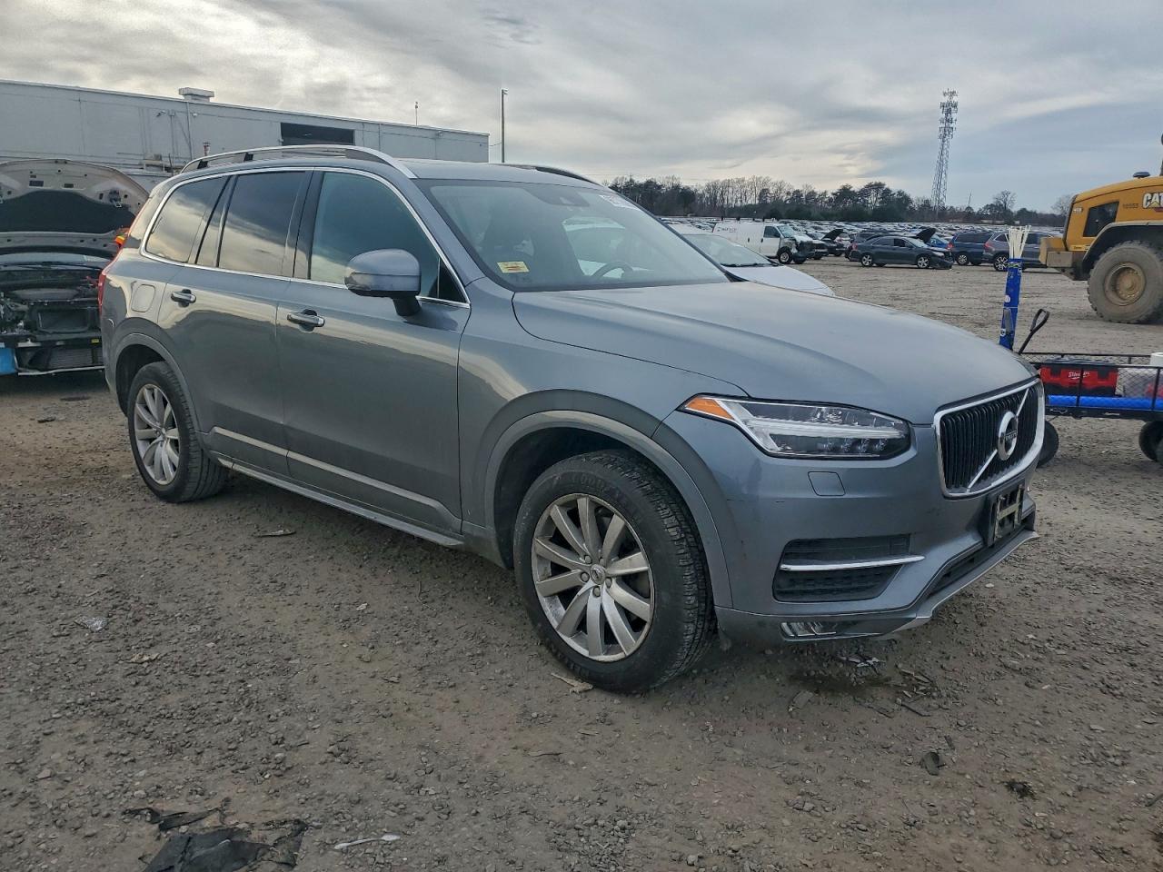 Volvo XC90 T6 Image 3