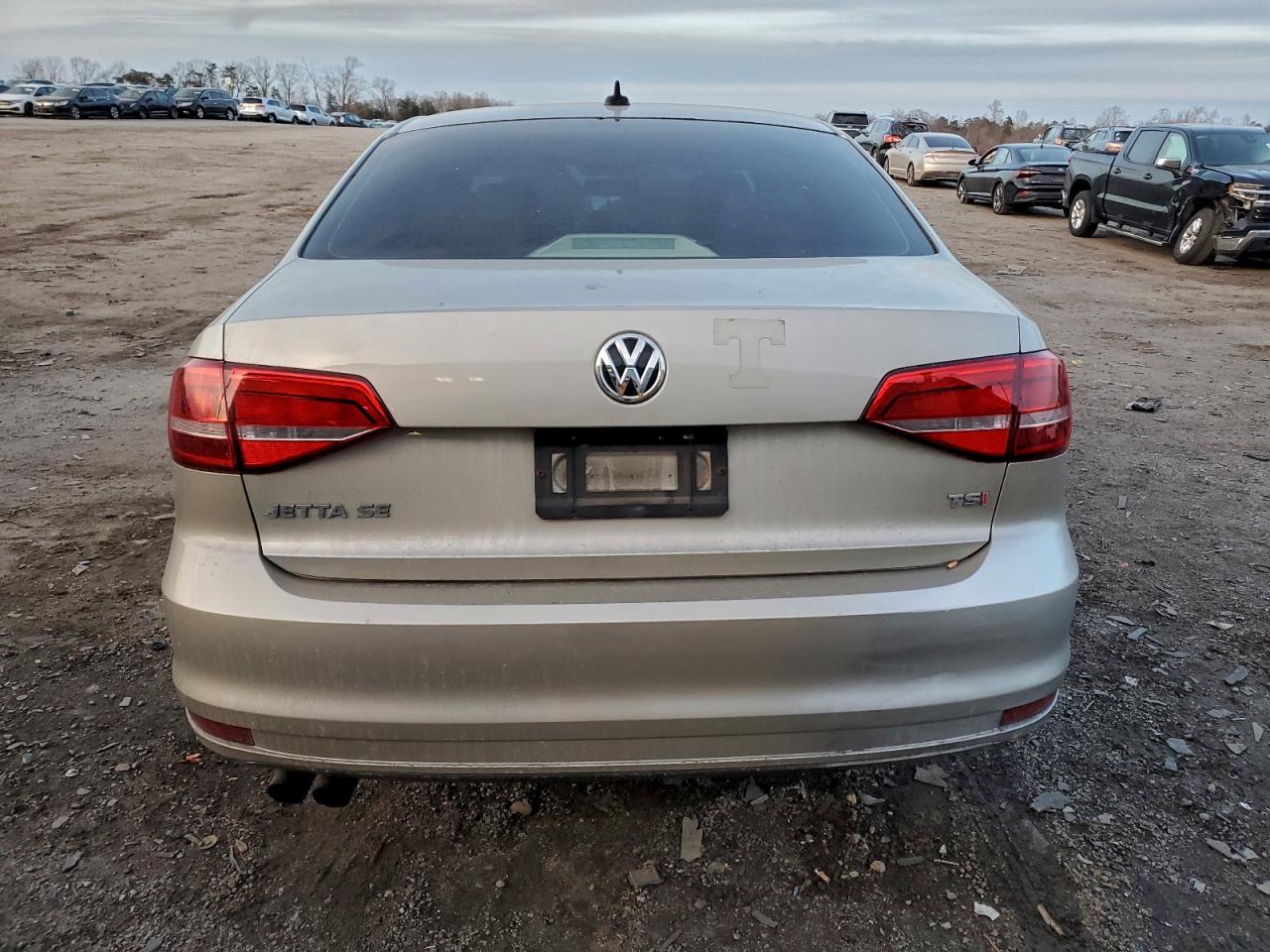 Volkswagen Jetta Se Image 3