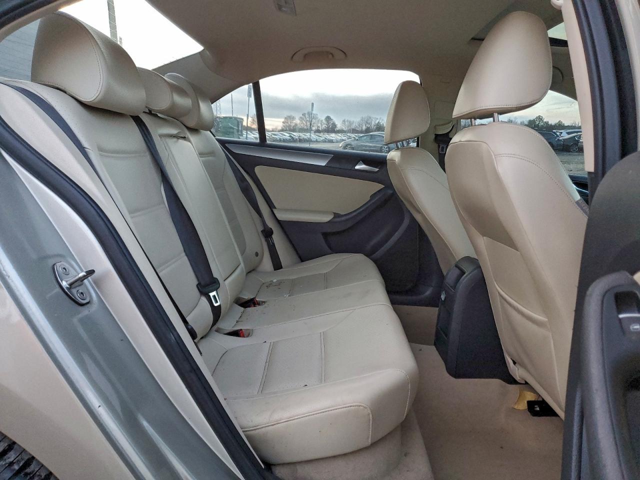 Volkswagen Jetta Se Image 7