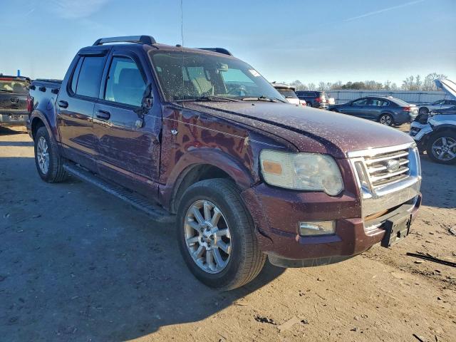 Ford Explorer Limited Image 4