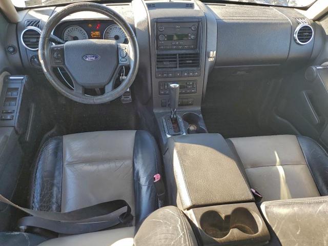 Ford Explorer Limited Image 10