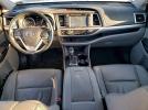 Toyota Highlander Hybrid Image 8