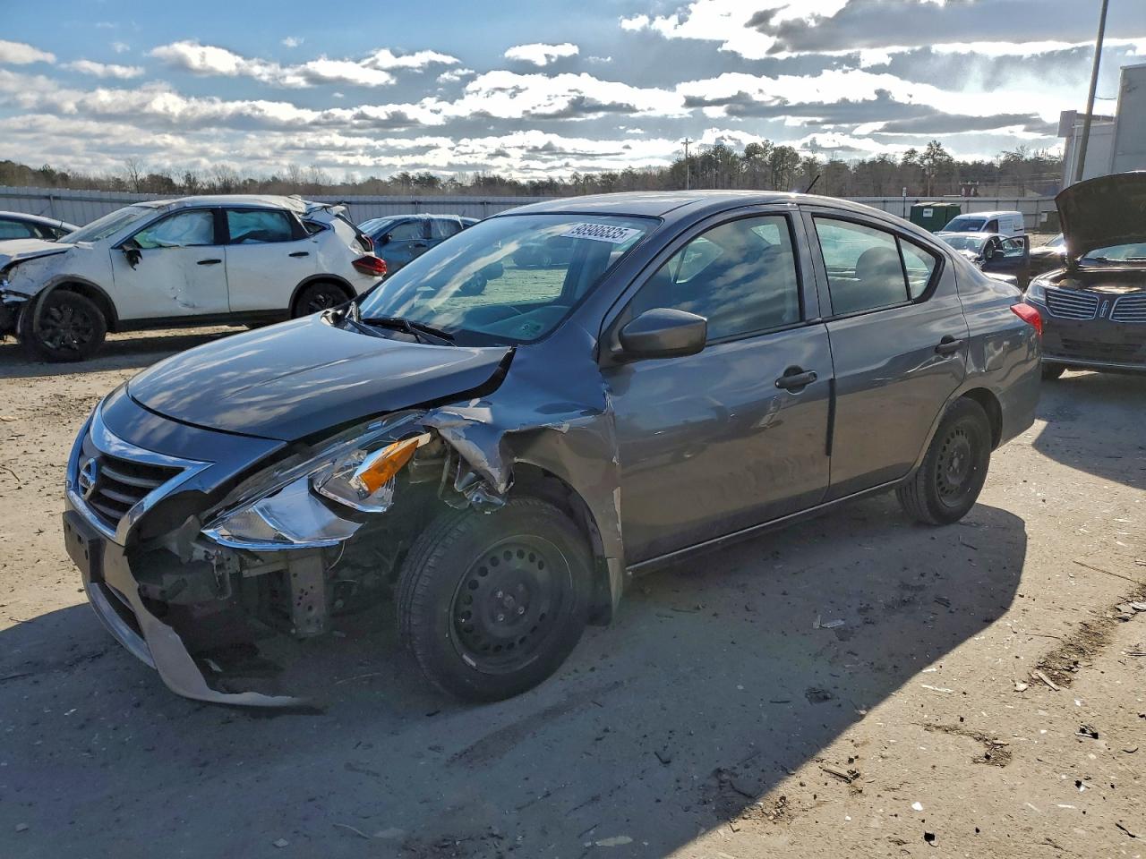 Nissan Versa S Image 1