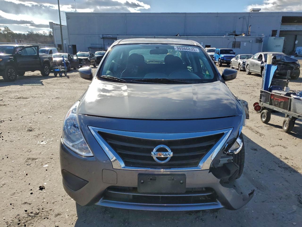 Nissan Versa S Image 8