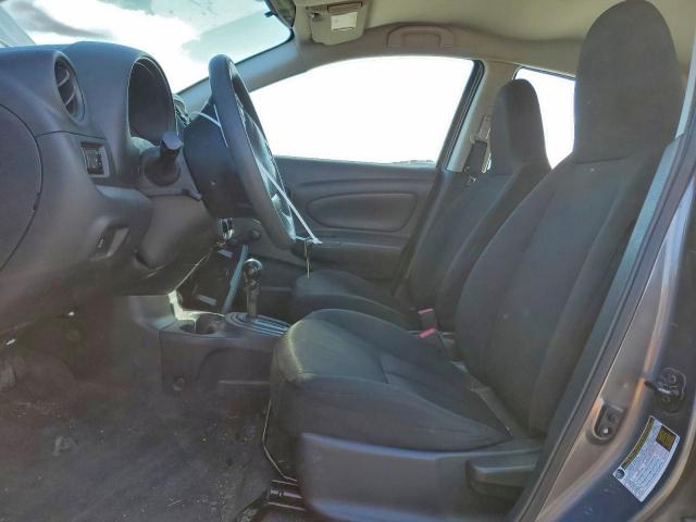 Nissan Versa S Image 11