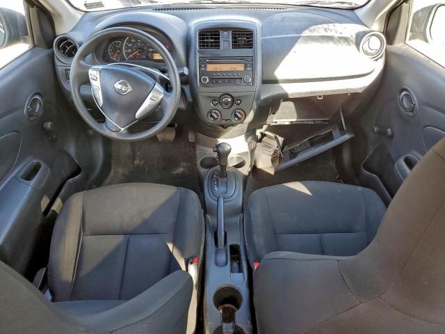 Nissan Versa S Image 6