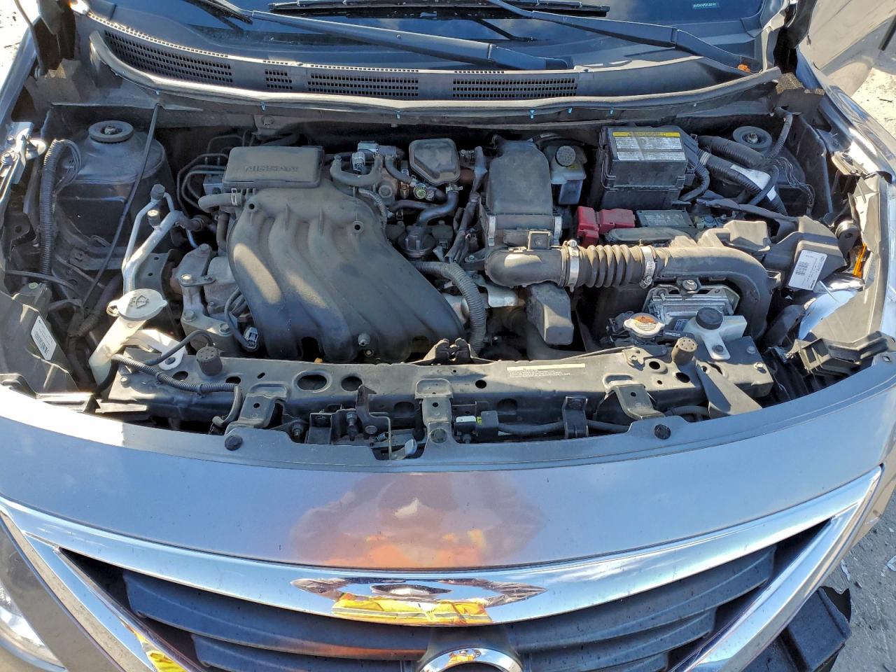 Nissan Versa S Image 2