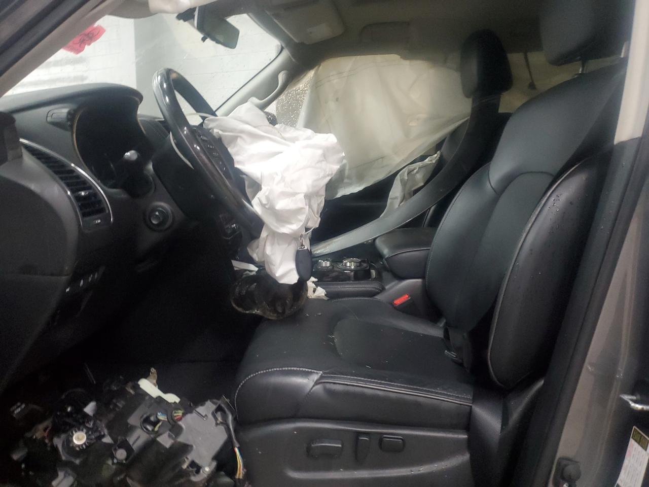 INFINITI Qx Luxe Image 6