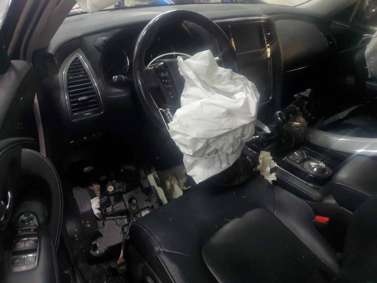 INFINITI Qx Luxe Image 13