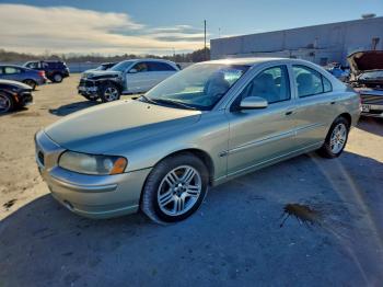  Salvage Volvo S60