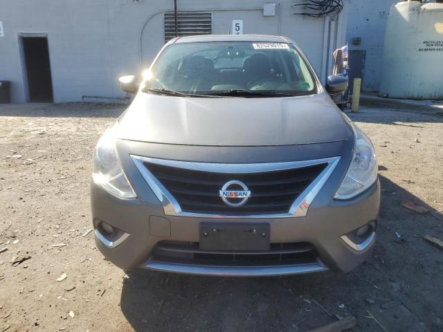 Nissan Versa S Image 11