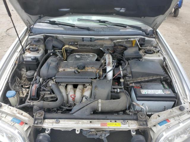 Volvo S40 1.9t Image 7