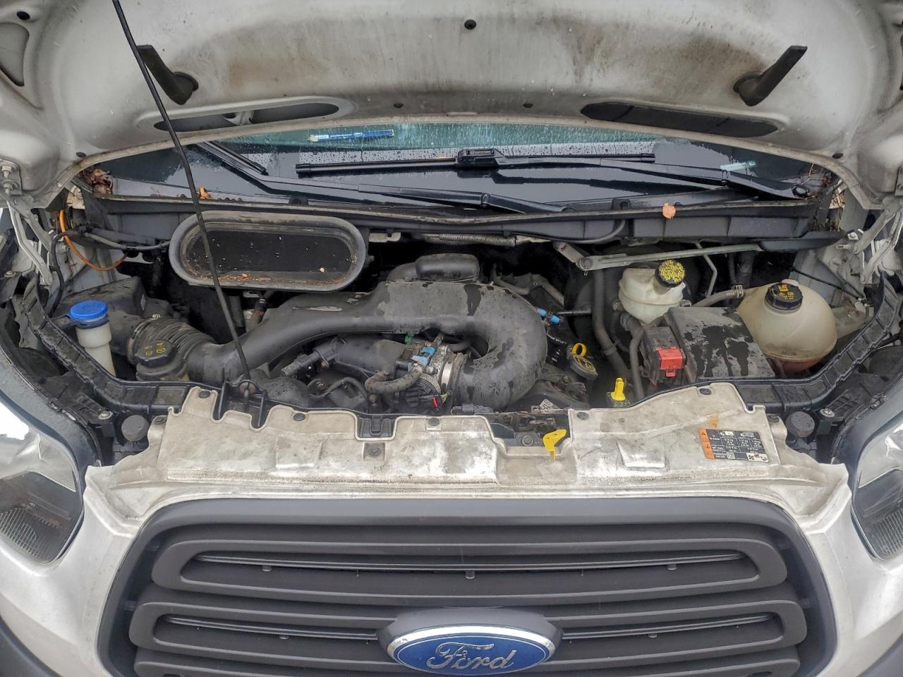 Ford Transit T-150 Image 5