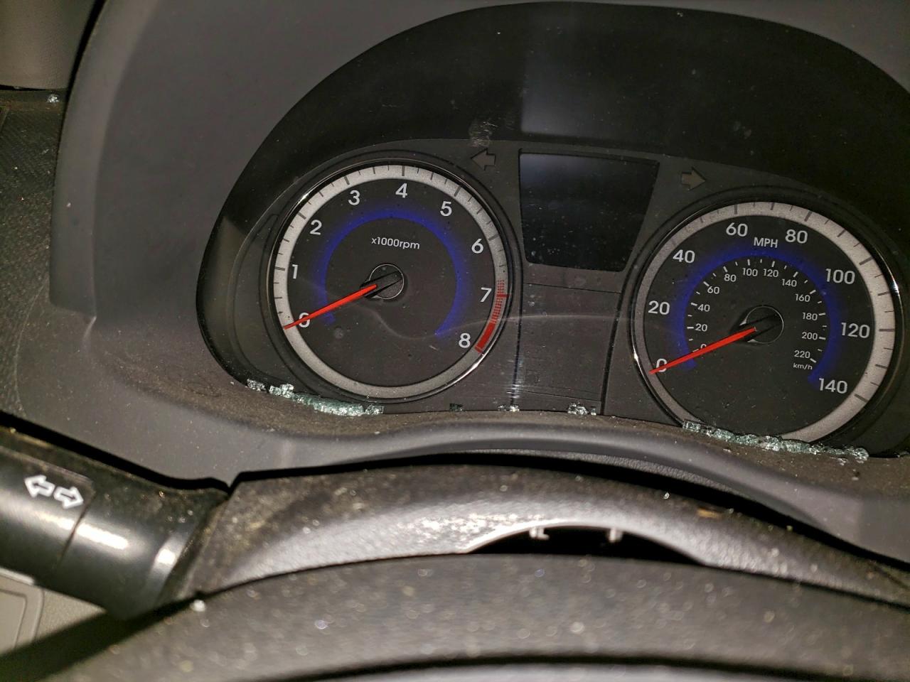 Hyundai ACCENT Se Image 6