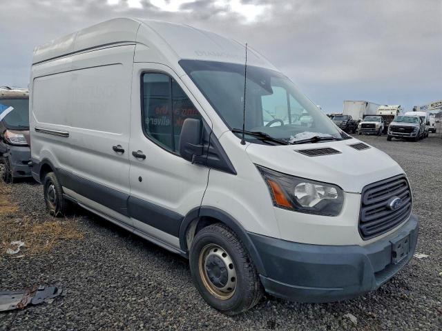 Ford Transit T-250 Image 12