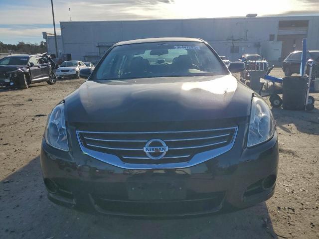 Nissan Altima Base Image 3