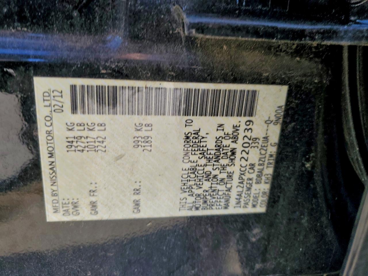 Nissan Altima Base Image 12