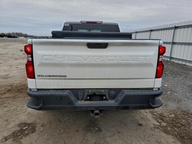 Chevrolet Silverado C1500 Image 7