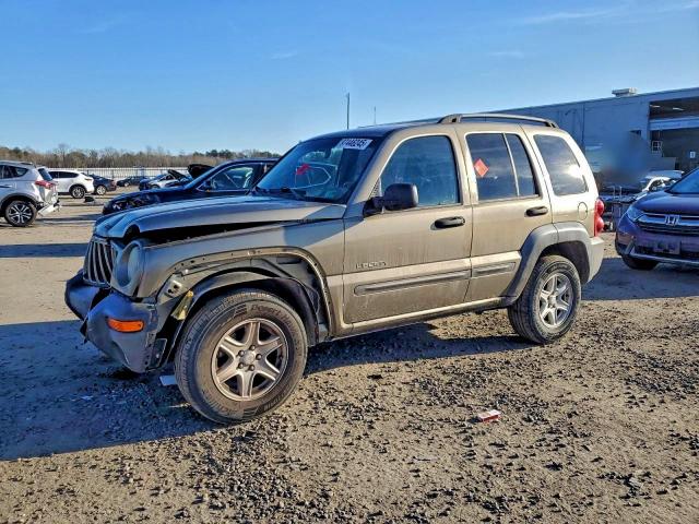  Salvage Jeep Liberty