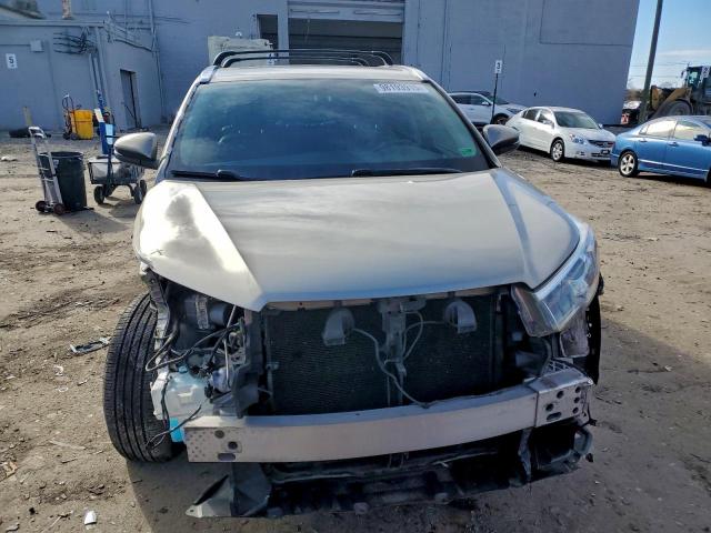 Toyota Highlander Xle Image 4