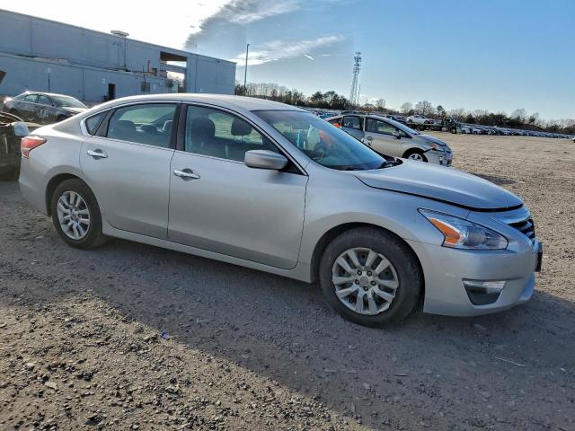 Nissan Altima 2.5 Image 11