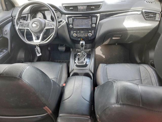 Nissan Rogue S Image 6