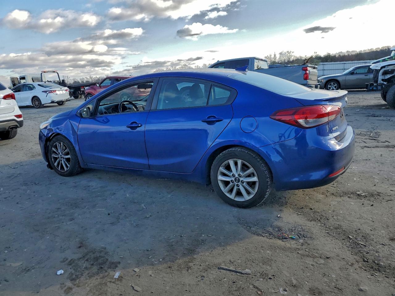 Kia Forte Lx Image 2