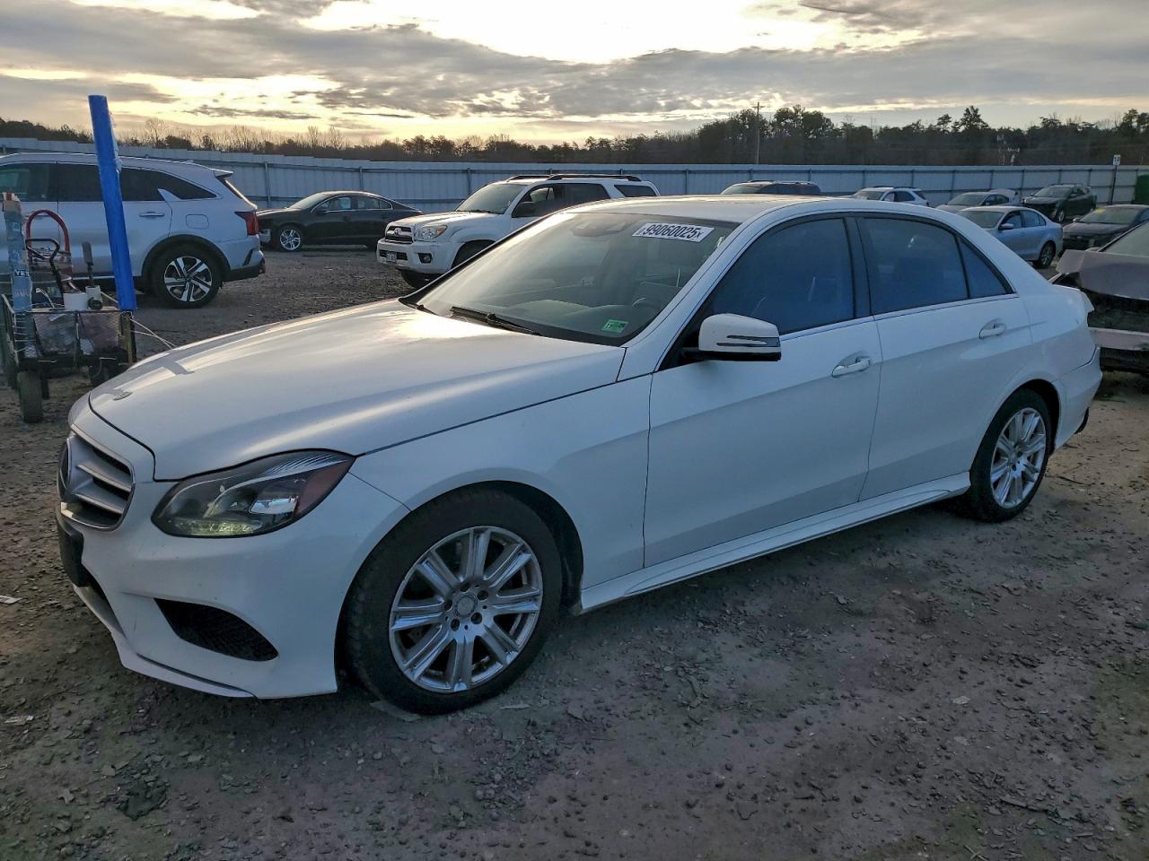 Mercedes-Benz E-Class 350 4matic Image 1