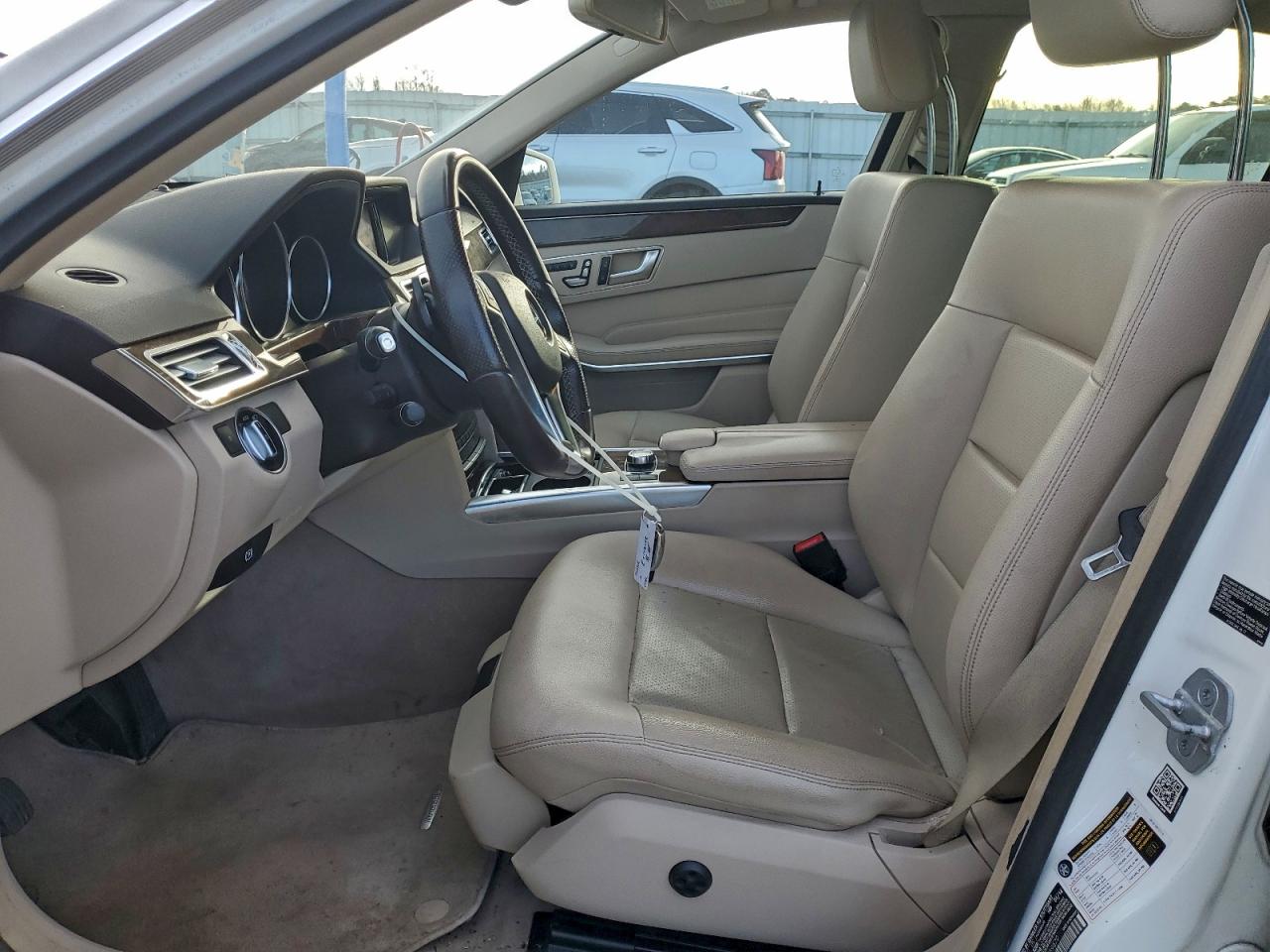 Mercedes-Benz E-Class 350 4matic Image 8