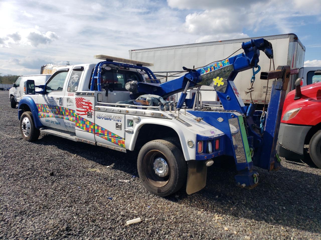 Ford F-550 Super Duty Image 5