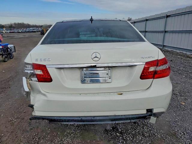 Mercedes-Benz E-Class 350 4matic Image 2