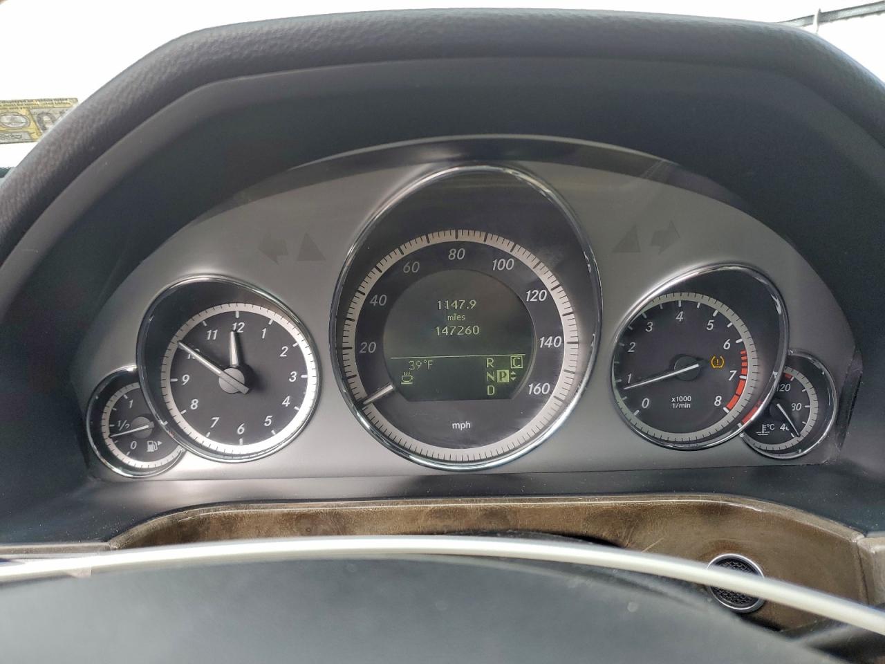 Mercedes-Benz E-Class 350 4matic Image 8