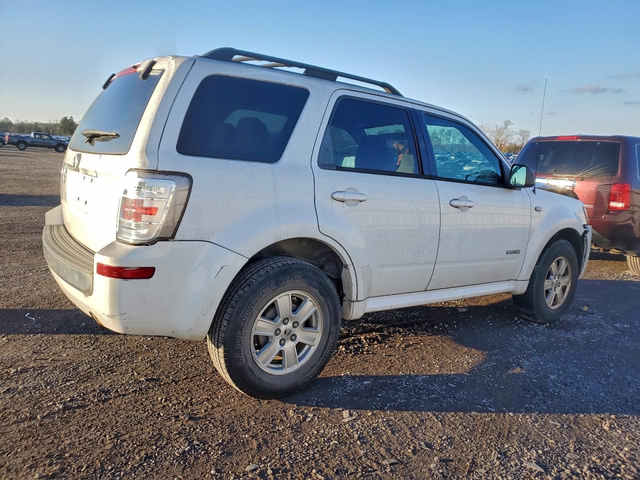 Mercury Mariner Image 13