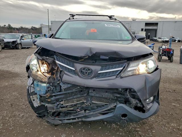 Toyota RAV4 Xle Image 9