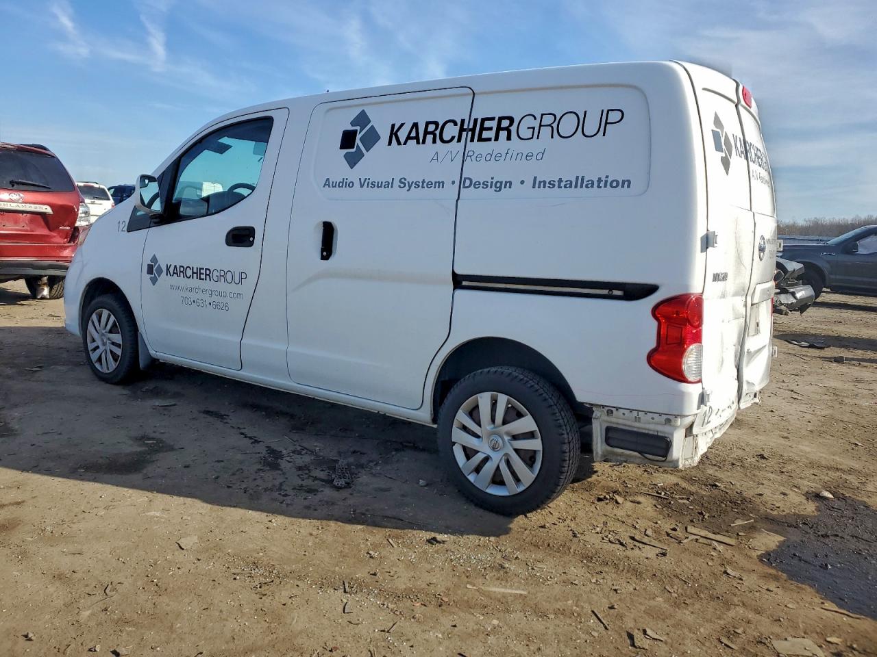 Nissan Nv 2.5s Image 4