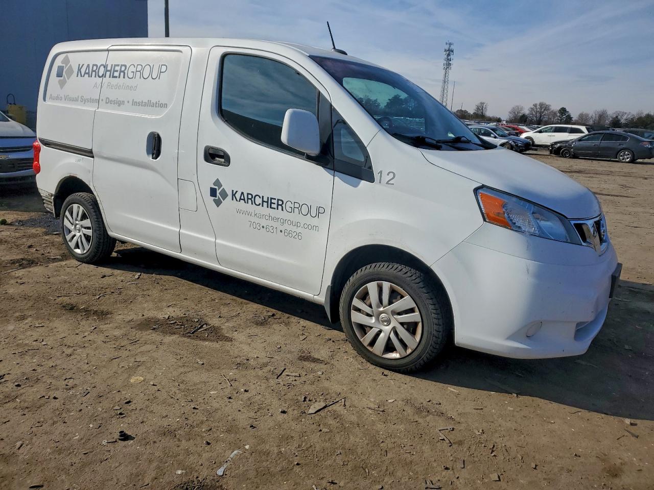 Nissan Nv 2.5s Image 9