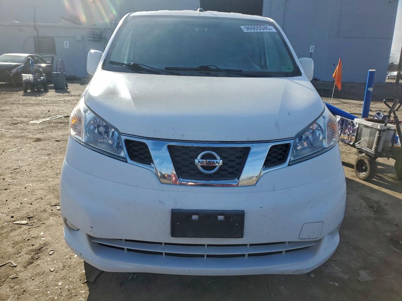Nissan Nv 2.5s Image 2