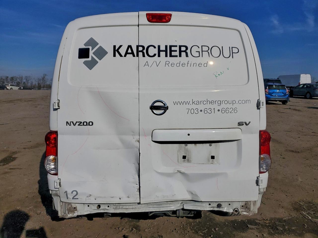 Nissan Nv 2.5s Image 13