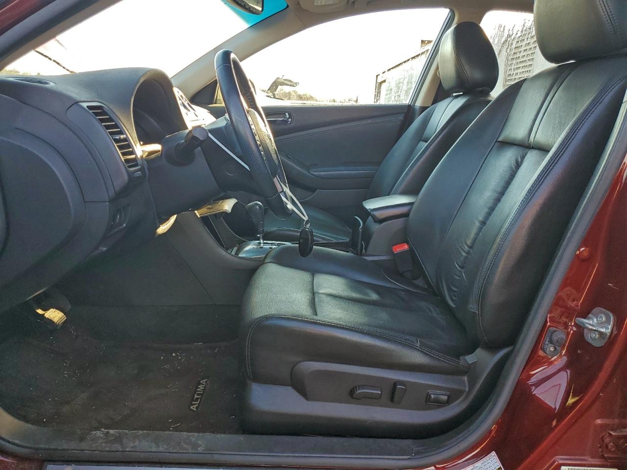 Nissan Altima Sr Image 5