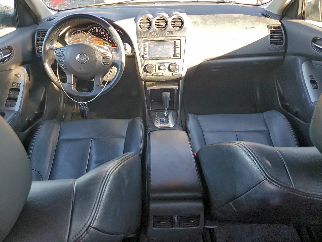 Nissan Altima Sr Image 11